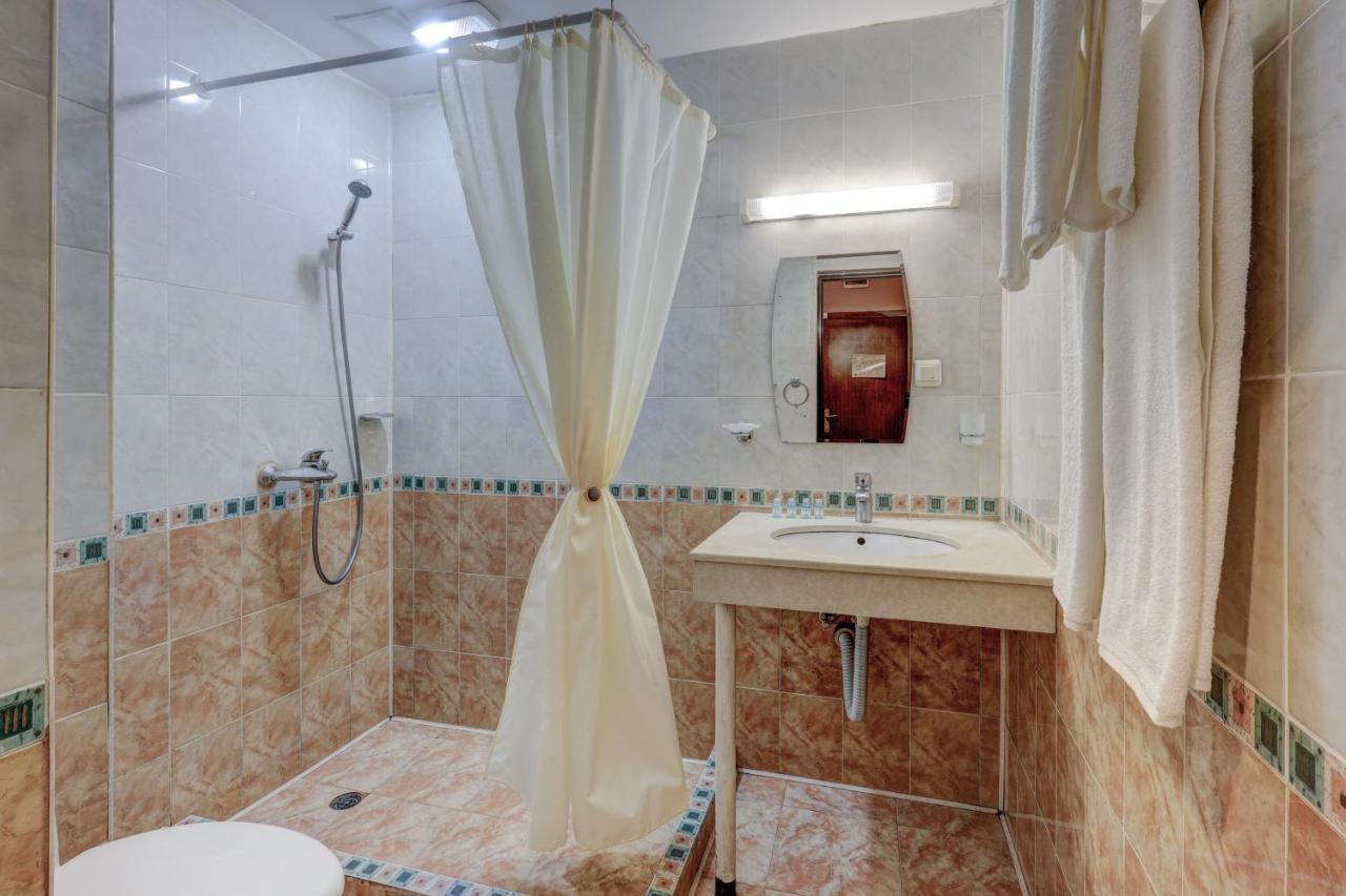 Ellinis Hotel Varna Buitenkant foto