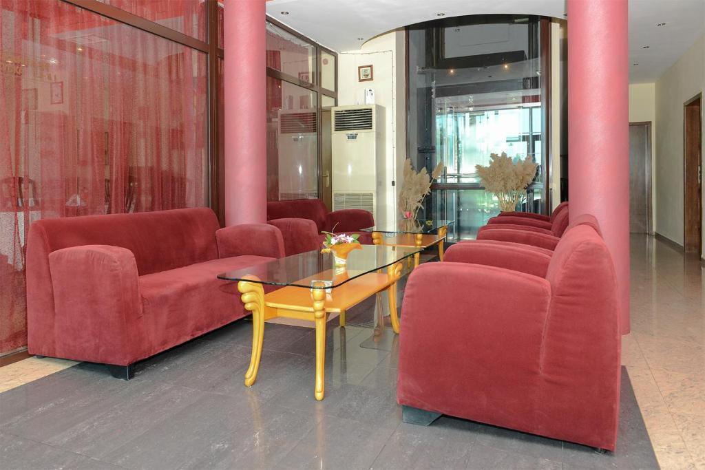 Ellinis Hotel Varna Buitenkant foto